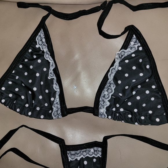 Polka Dot Tri-Top Y-String Thong Bottom Bikini - Picture 2 of 6